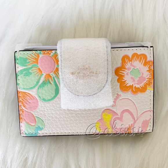 NWT Coach Leather Accordion Card Case with Floral Print - Picture 5 of 5